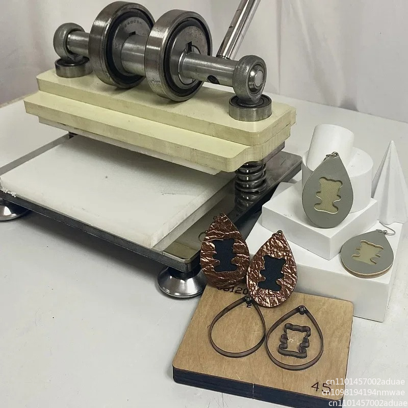 เครื่องตัดหนังแบบมือหมุนสองล้อ - Leather Cutting Die Press บทวิจารณ์และราคา