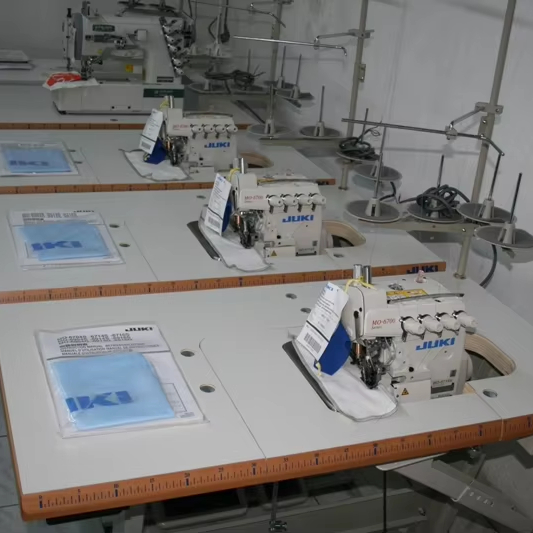 จักรเย็บผ้าโอเวอร์ล็อค 4 เส้น  - Overlock Sewing Machine 4 Thread บทวิจารณ์และราคา